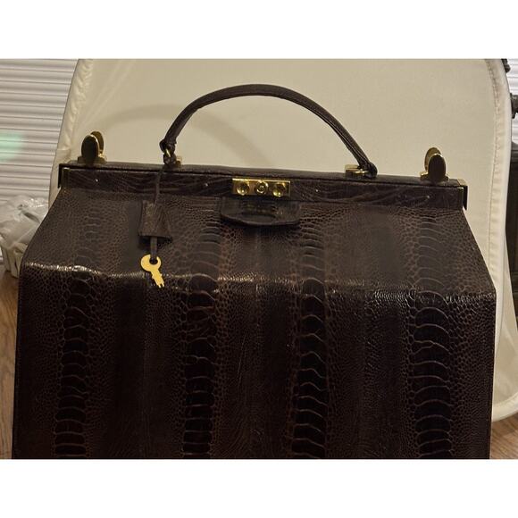 Vintage Luc Benoit Shiny Brown SnakeSkin Top Handle Framed Doctor’s Bag - Picture 12 of 13